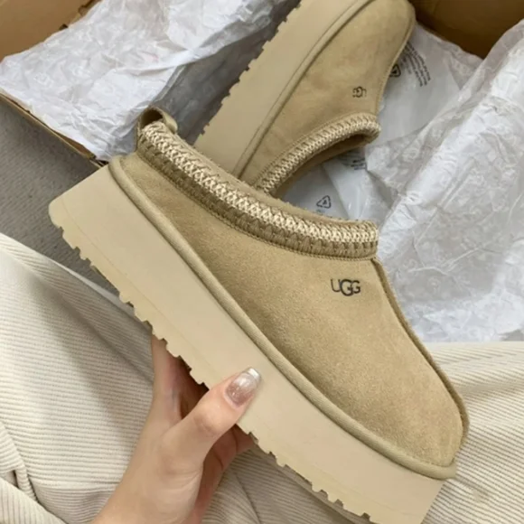 UGG Tazz Platform Slippers